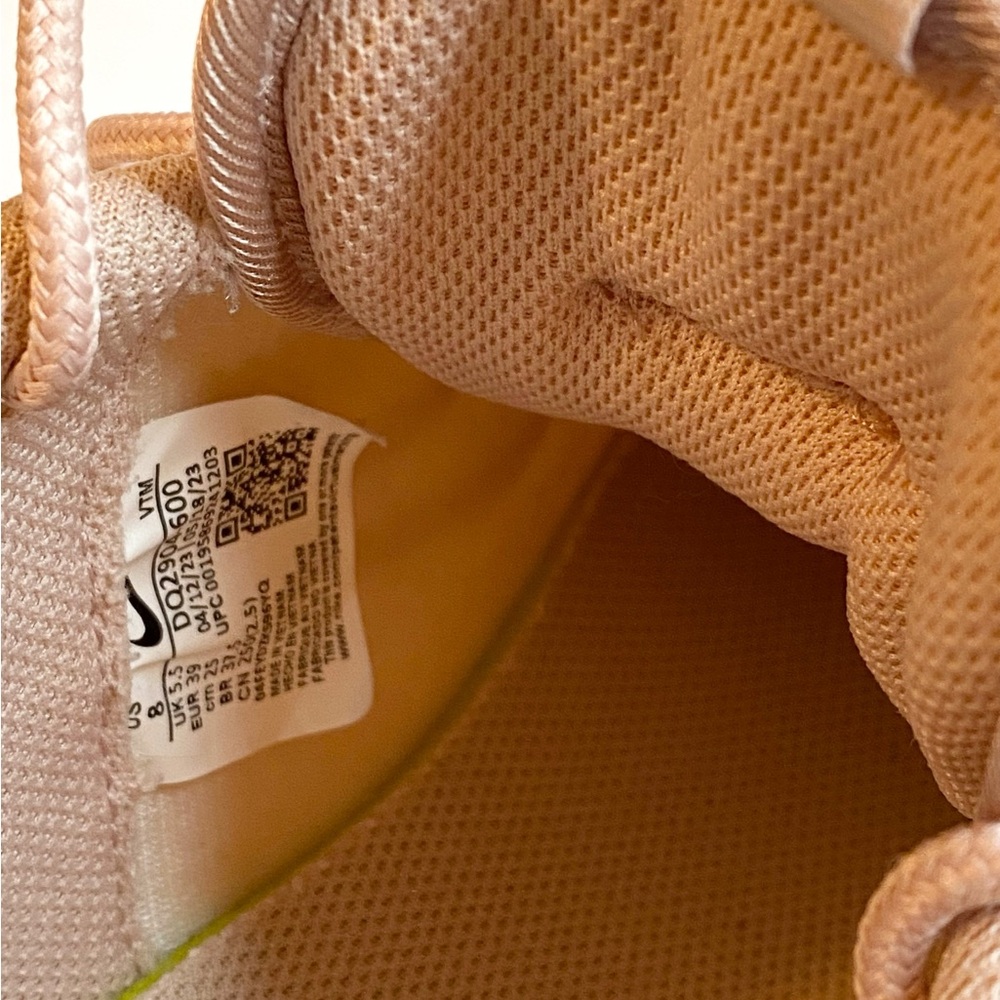 Nike Air Max INTRLK Sneakers | Blush Pink | Women’s 8 - Picture 8 of 9